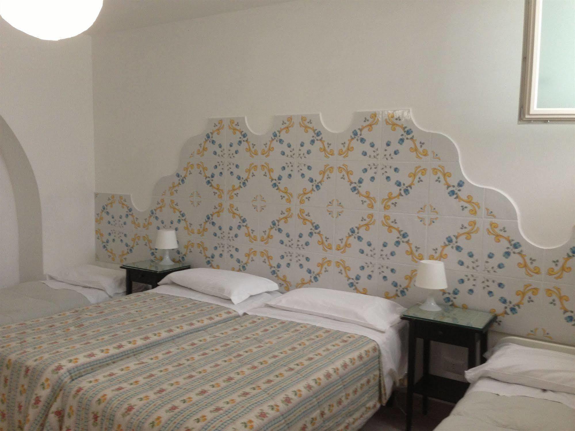 Hotel 4 Stagioni Капри Экстерьер фото