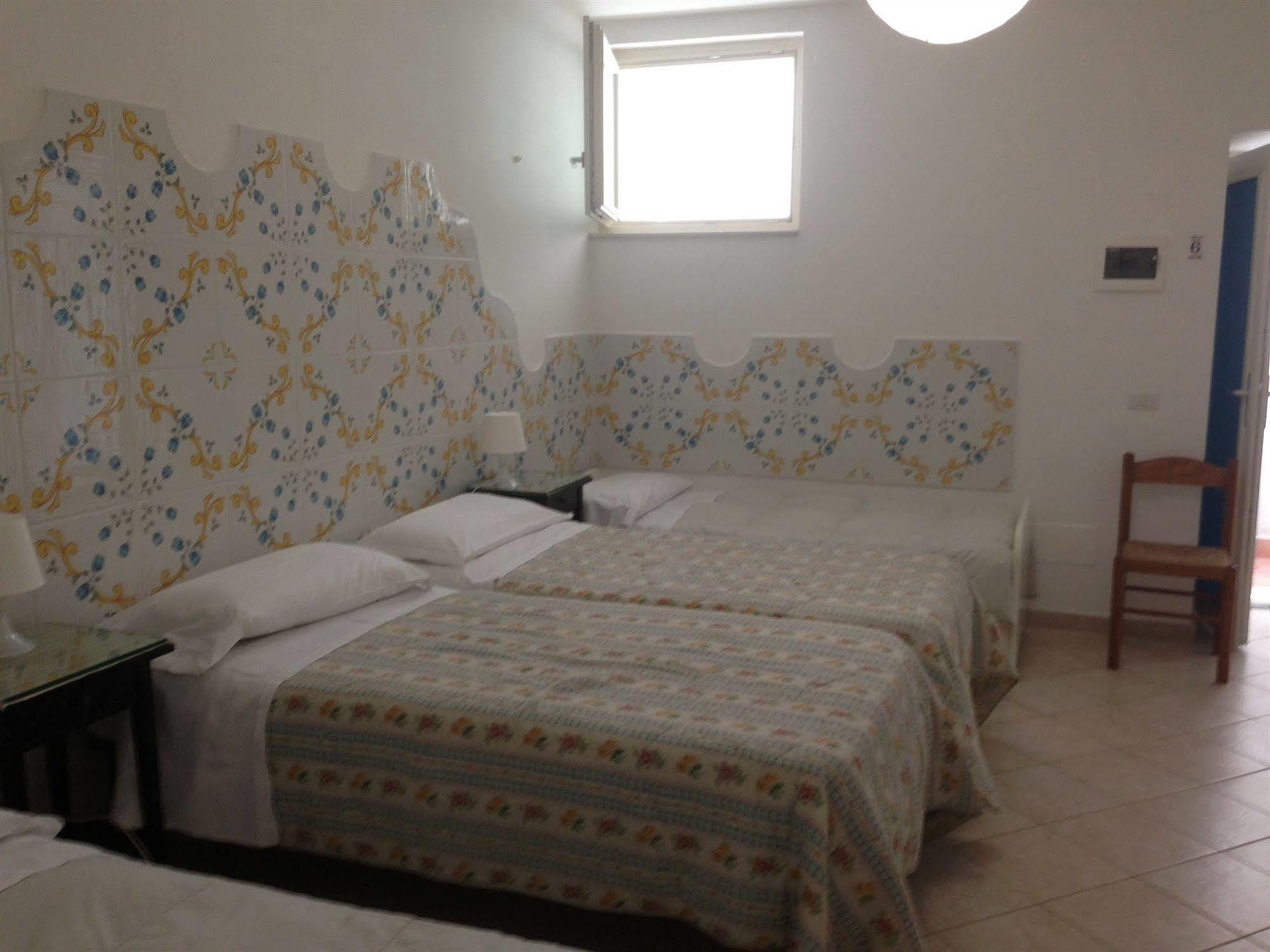 Hotel 4 Stagioni Капри Экстерьер фото